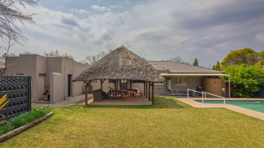 4 Bedroom Property for Sale in Kroonheuwel Free State